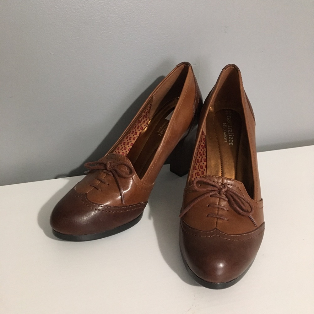 NWT Naturalizer Ariana chunky heel Oxford pumps